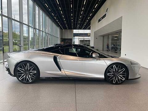 mclaren-vehicle-image